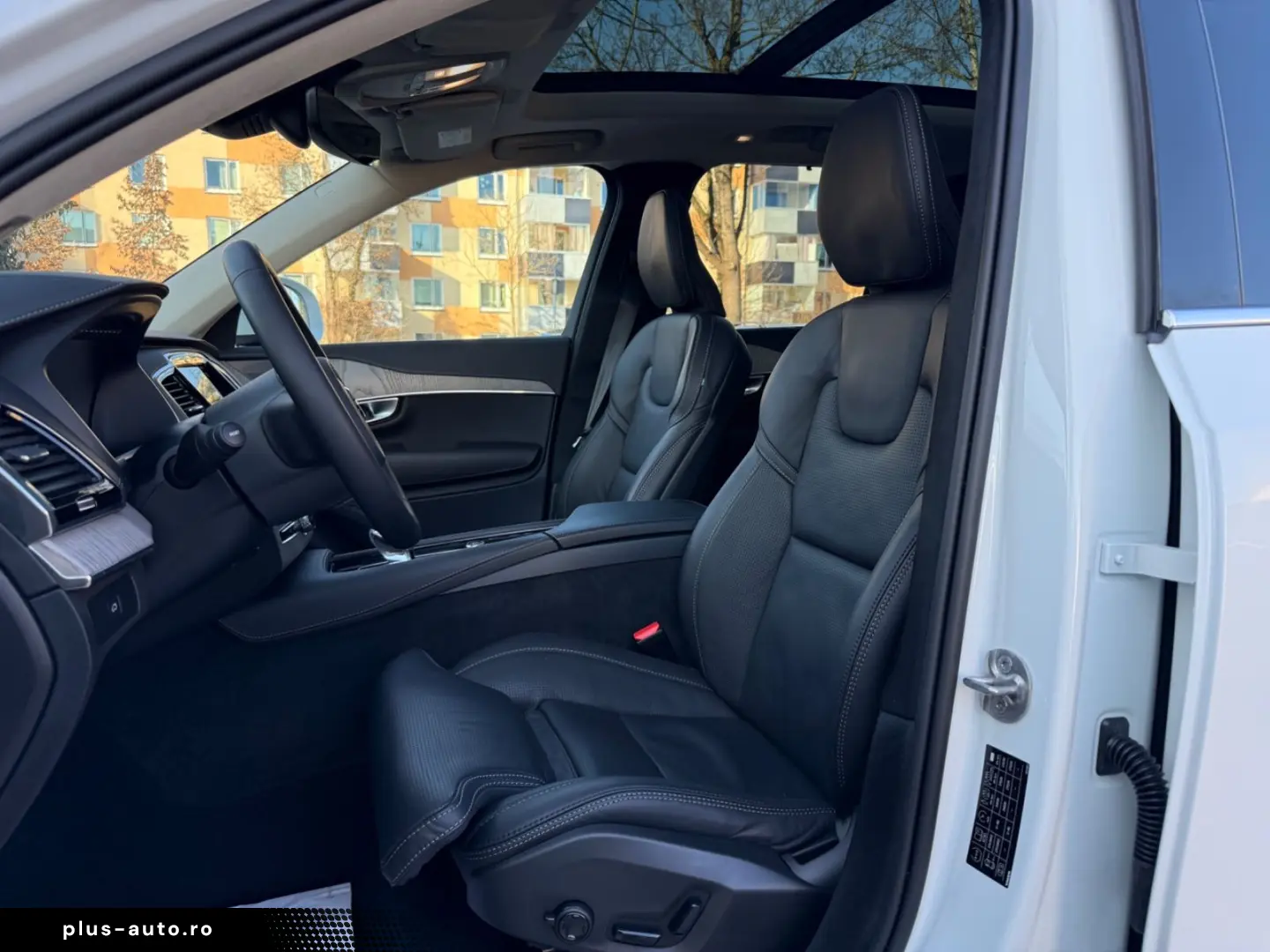 VOLVO XC90 Ultimate Bright AWD~7Sitz~Pano~Lede~ACC~Kam