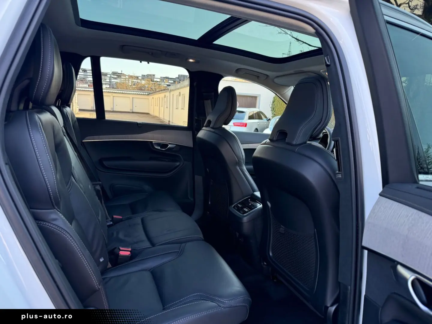 VOLVO XC90 Ultimate Bright AWD~7Sitz~Pano~Lede~ACC~Kam