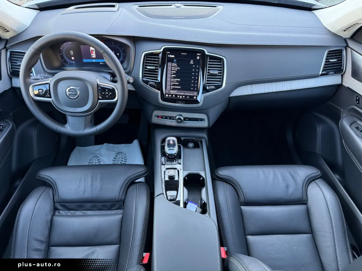 VOLVO XC90 Ultimate Bright AWD~7Sitz~Pano~Lede~ACC~Kam