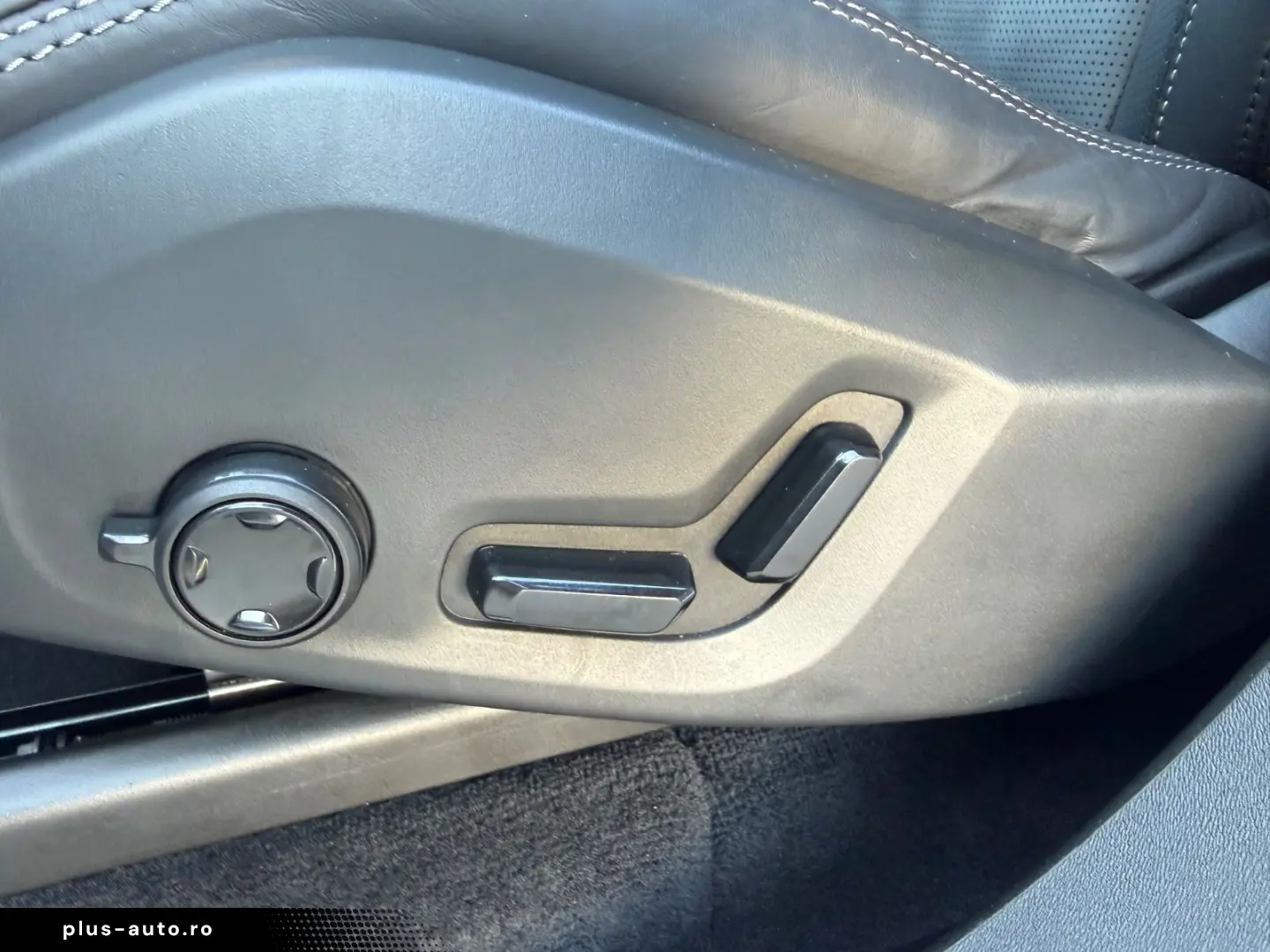 VOLVO XC90 Ultimate Bright AWD~7Sitz~Pano~Lede~ACC~Kam