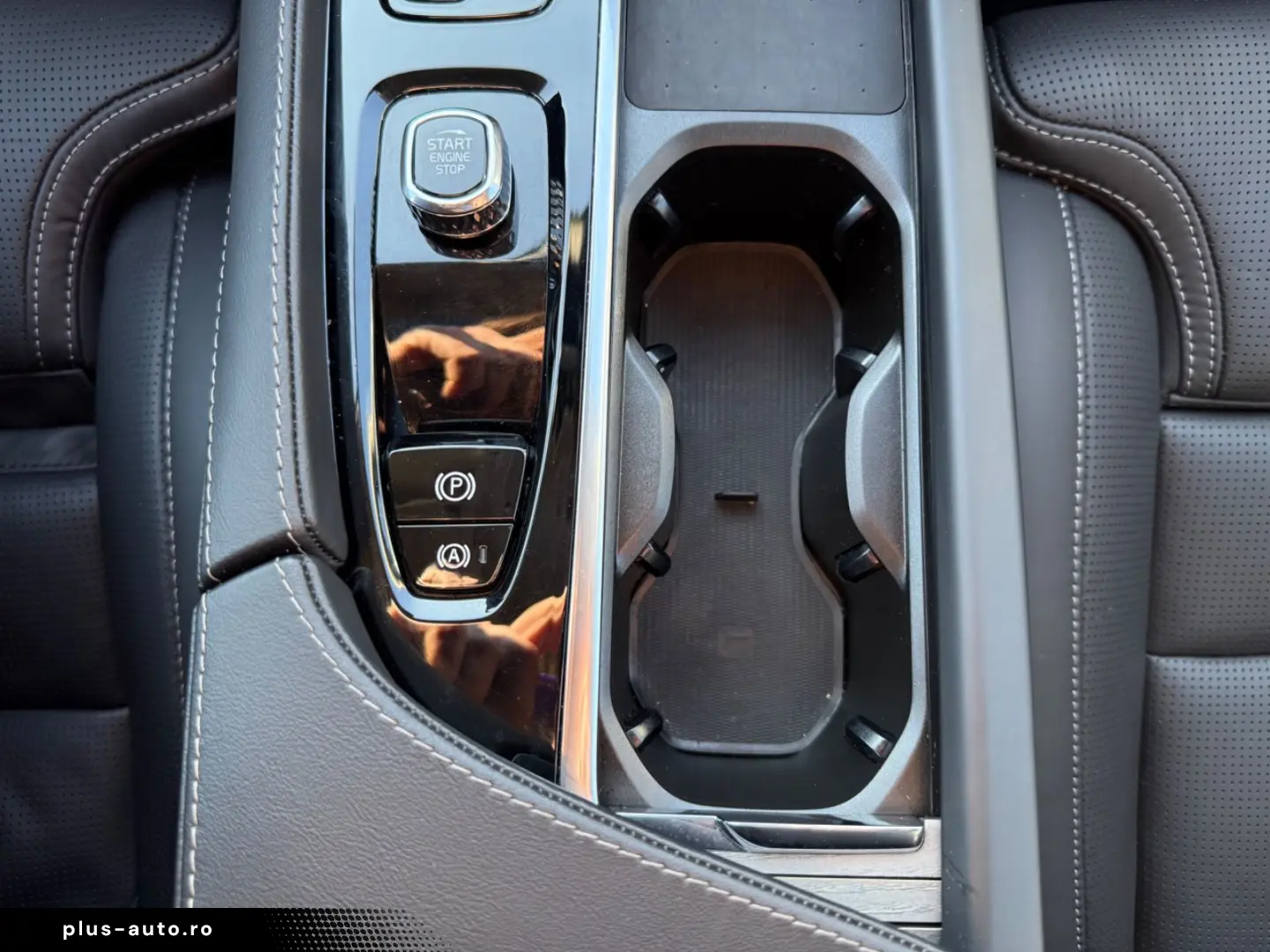 VOLVO XC90 Ultimate Bright AWD~7Sitz~Pano~Lede~ACC~Kam