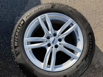 VOLVO XC90 Ultimate Bright AWD~7Sitz~Pano~Lede~ACC~Kam