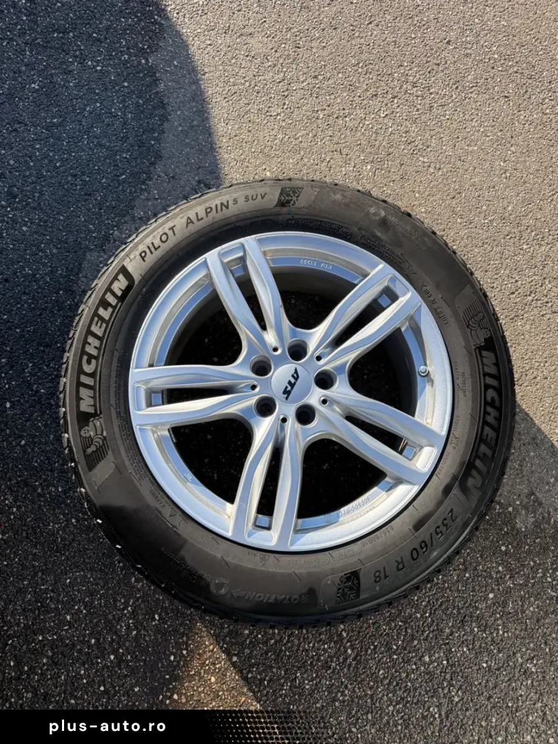 VOLVO XC90 Ultimate Bright AWD~7Sitz~Pano~Lede~ACC~Kam