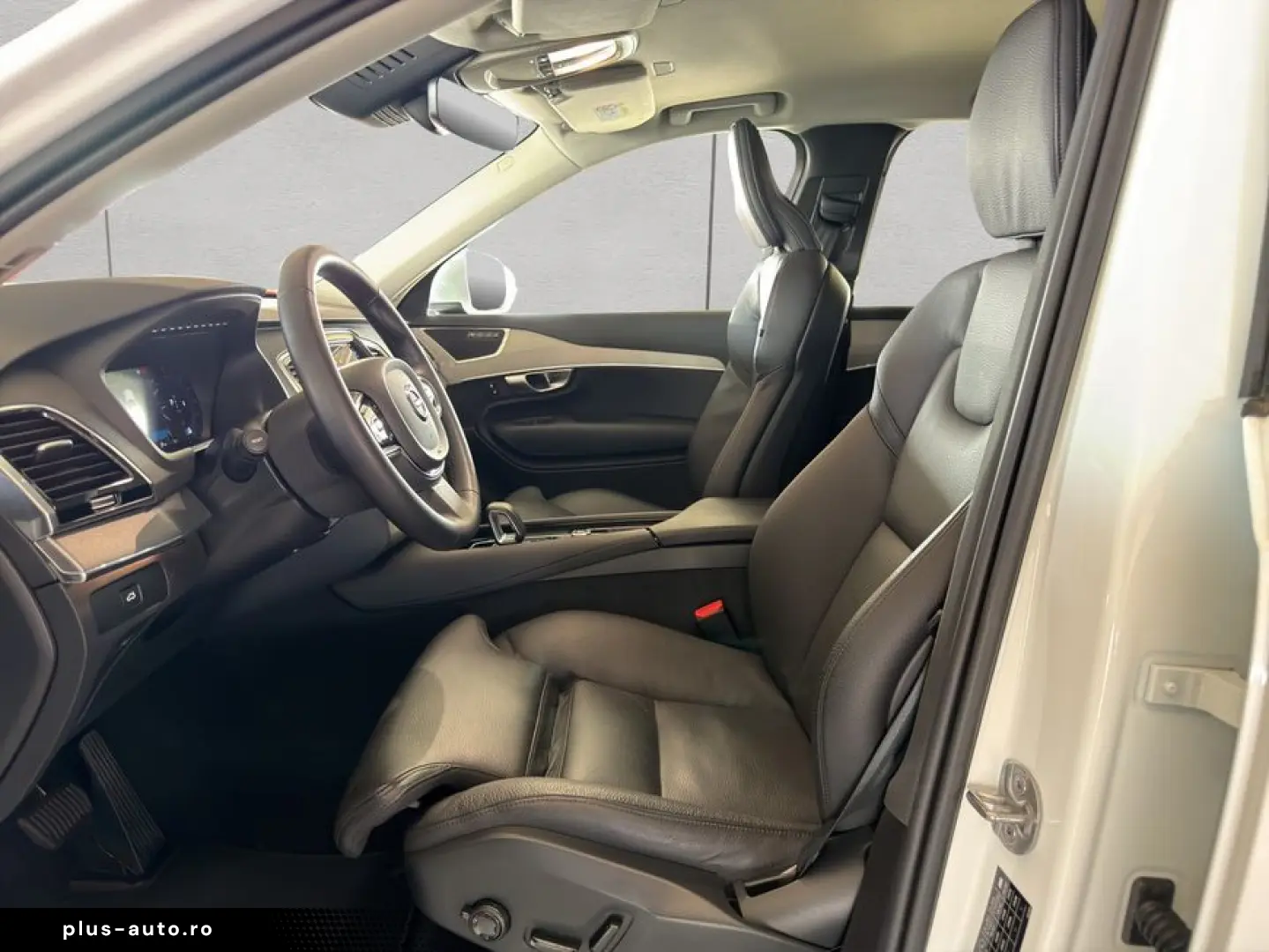 VOLVO XC90 B5 B AWD Core