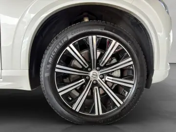 VOLVO XC90 B5 B AWD Core