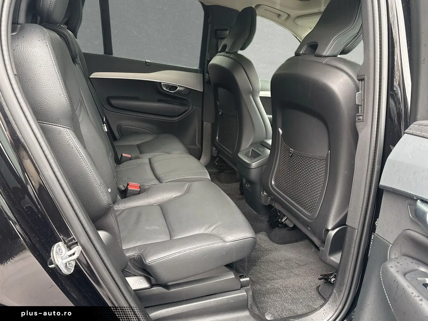 VOLVO XC90 B5 AWD Mild-Hybrid Plus Bright 7-Sitzer AHK