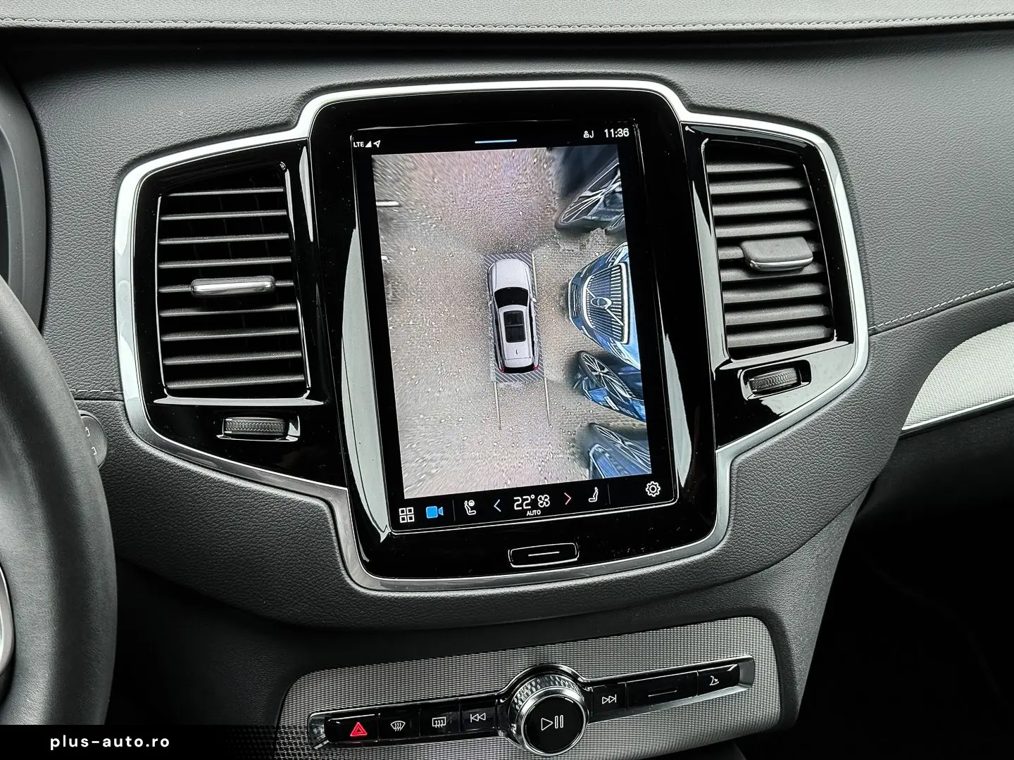 VOLVO XC90 R Design AWD AD StandHZG AHK Navi Digitales