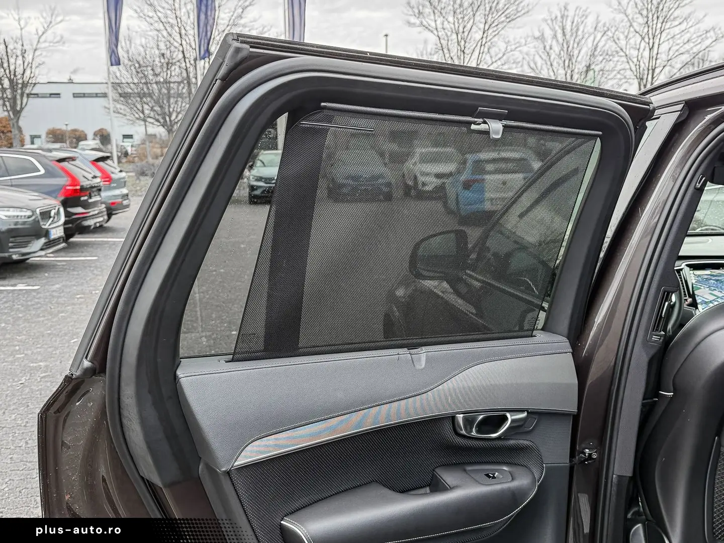 VOLVO XC90 R Design AWD AD StandHZG AHK Navi Digitales