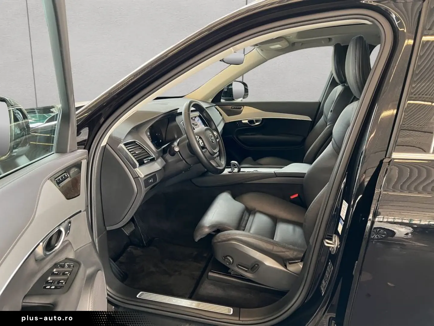 VOLVO XC90 B5 AWD Plus-Bright Glasd 7S 360  Standh Led