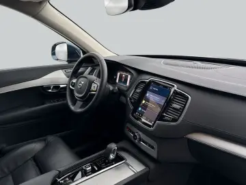 VOLVO XC90 B5 B AWD Plus Bright