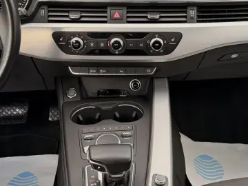 Audi A4 2.0 TDI DPF multitronic Attraction