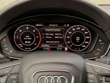 Audi A4 2.0 TDI DPF multitronic Attraction