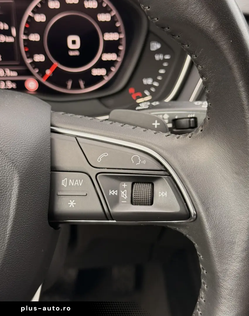 Audi A4 2.0 TDI DPF multitronic Attraction