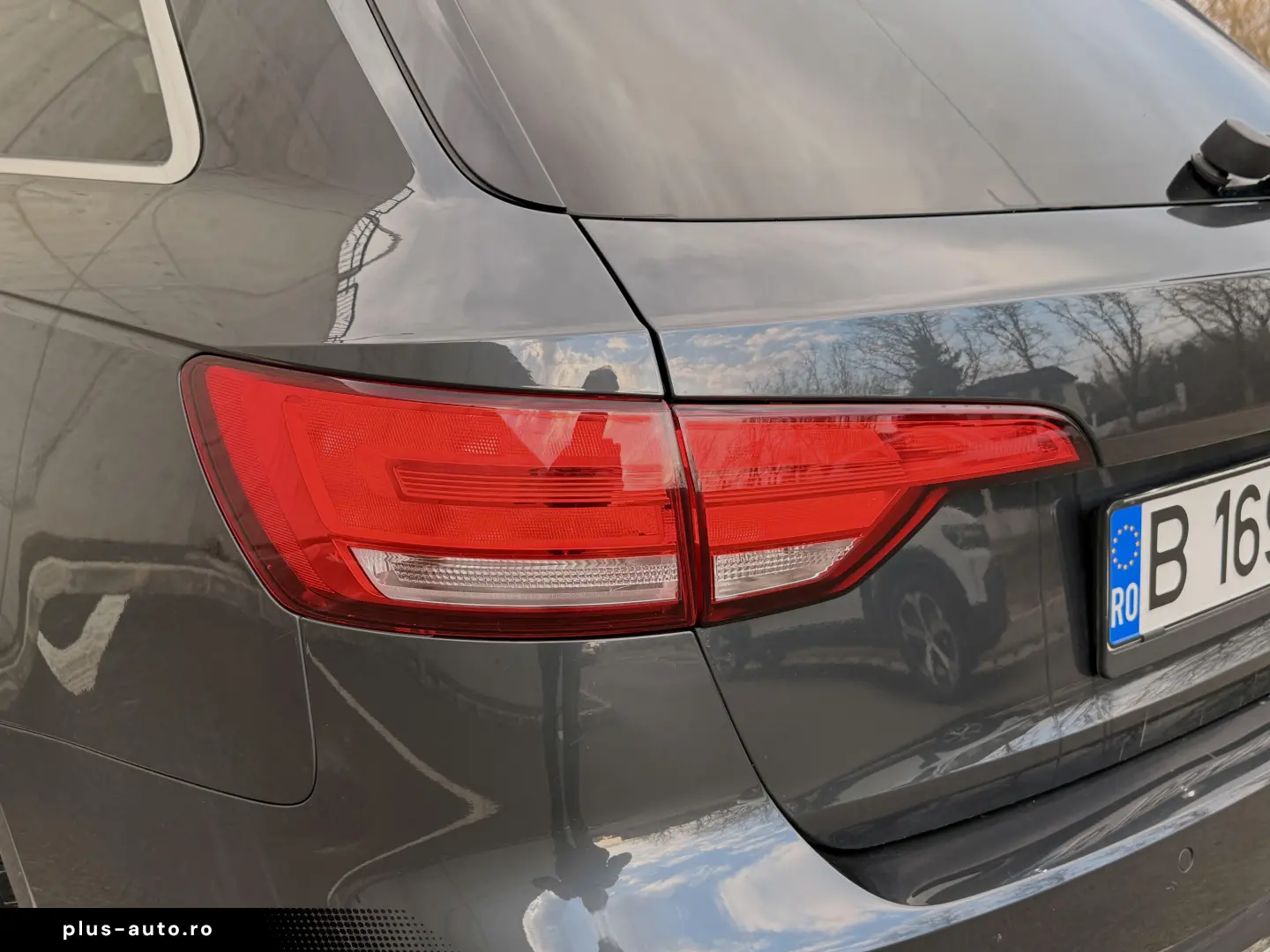 Audi A4 2.0 TDI DPF multitronic Attraction