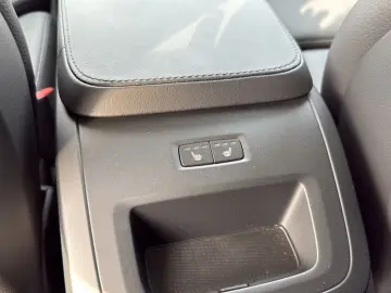 VOLVO XC90 B5 (Diesel) Plus Bright AWD Automatik Navi