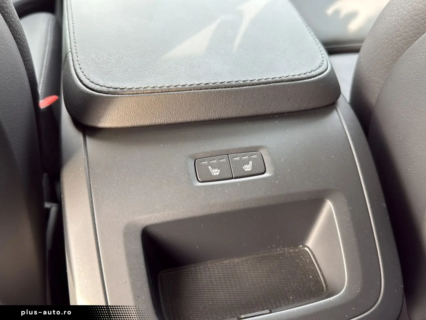 VOLVO XC90 B5 (Diesel) Plus Bright AWD Automatik Navi