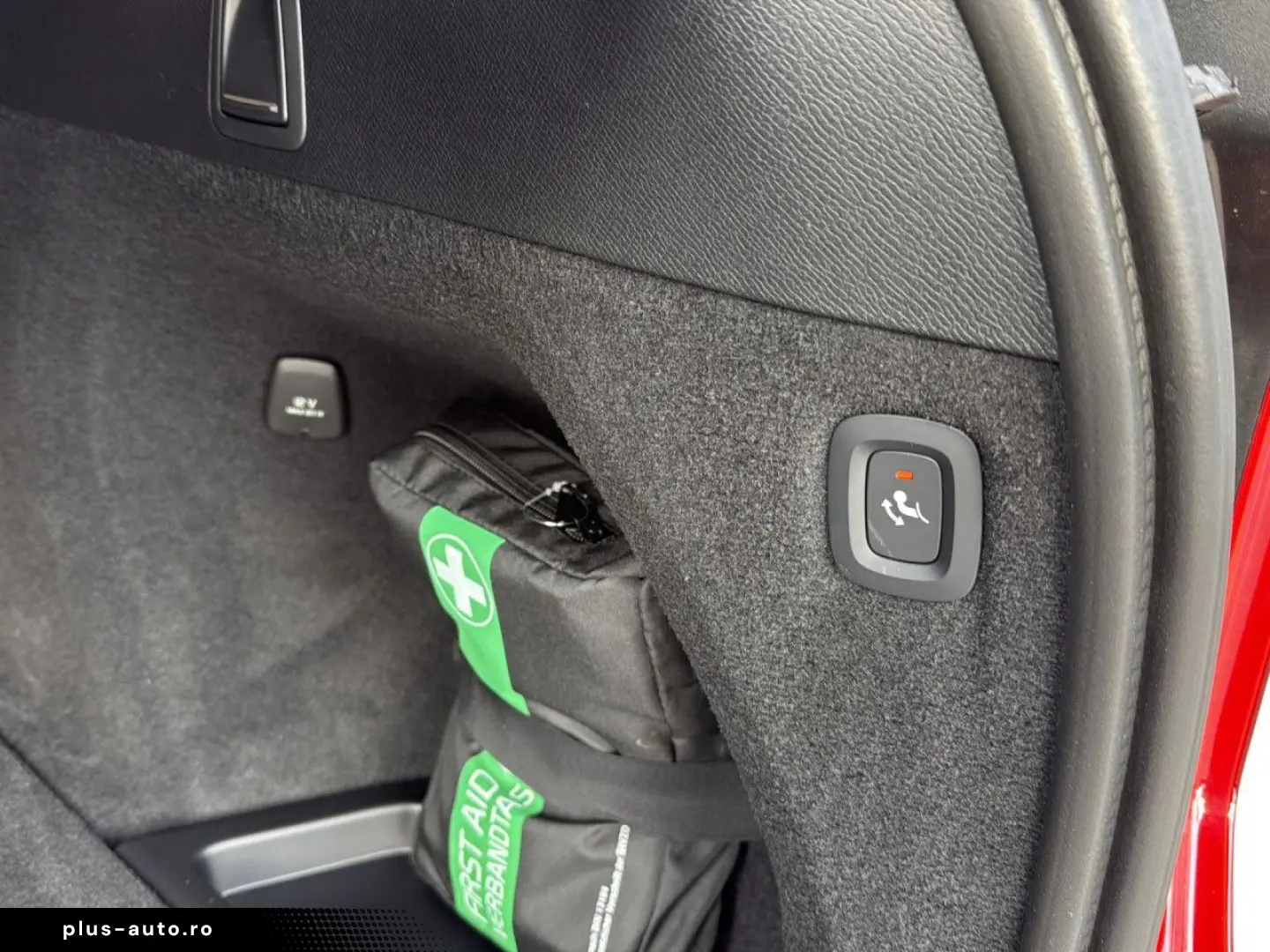 VOLVO XC90 B5 (Diesel) Plus Bright AWD Automatik Navi