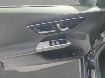 MERCEDES-BENZ GLC 300 d 4MATIC AMG Line Night Paket &hellip;