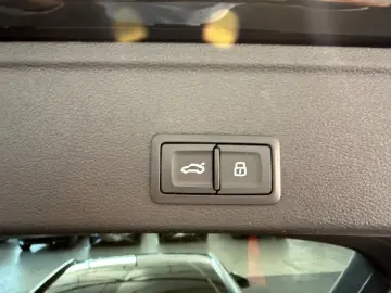 AUDI A4 Avant 40 TDI 3x S line LED B&O ACC 19ZOLL