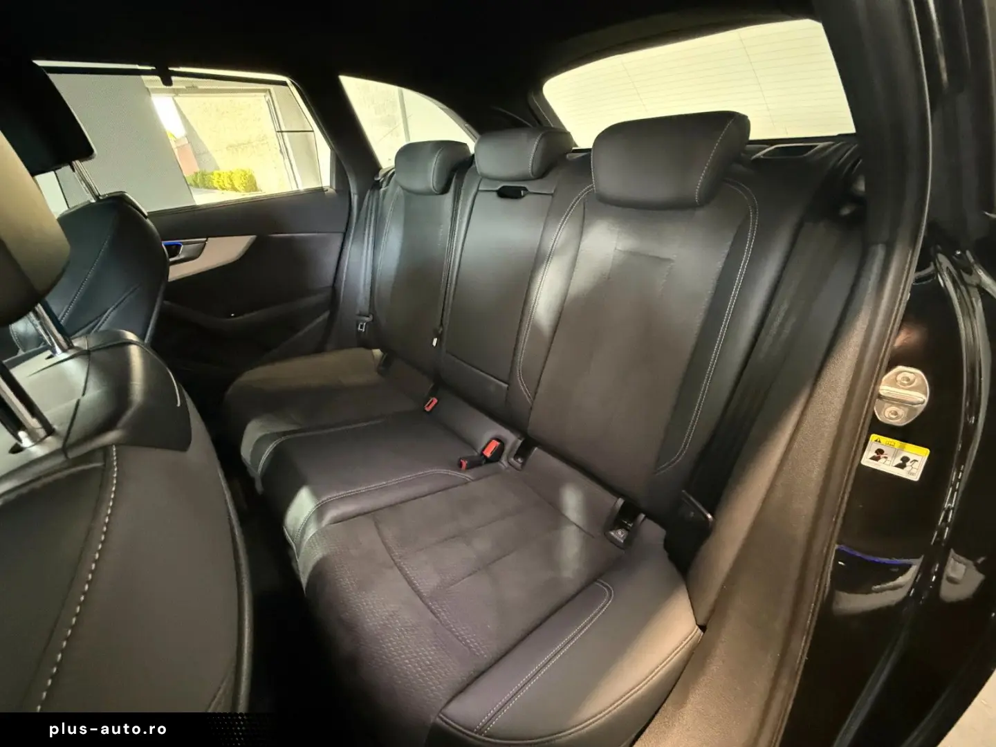 AUDI A4 Avant 40 TDI 3x S line LED B&O ACC 19ZOLL