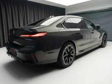 BMW i7 xDrive E60