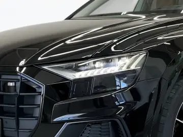 AUDI Q8 S-LINE SELECTION BLACK 50 TDI 286PS QUATTRO A