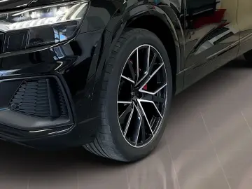 AUDI Q8 S-LINE SELECTION BLACK 50 TDI 286PS QUATTRO A