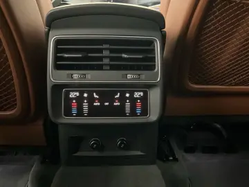 AUDI Q8 S-LINE SELECTION BLACK 50 TDI 286PS QUATTRO A