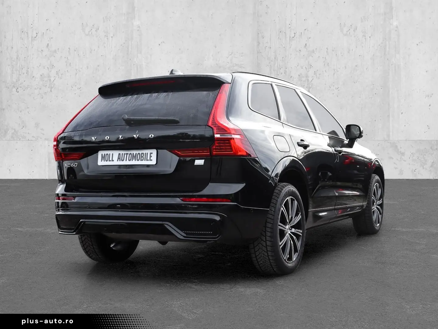 VOLVO XC60 Plus Dark Recharge Plug-In Hybrid AWD T8 Tw