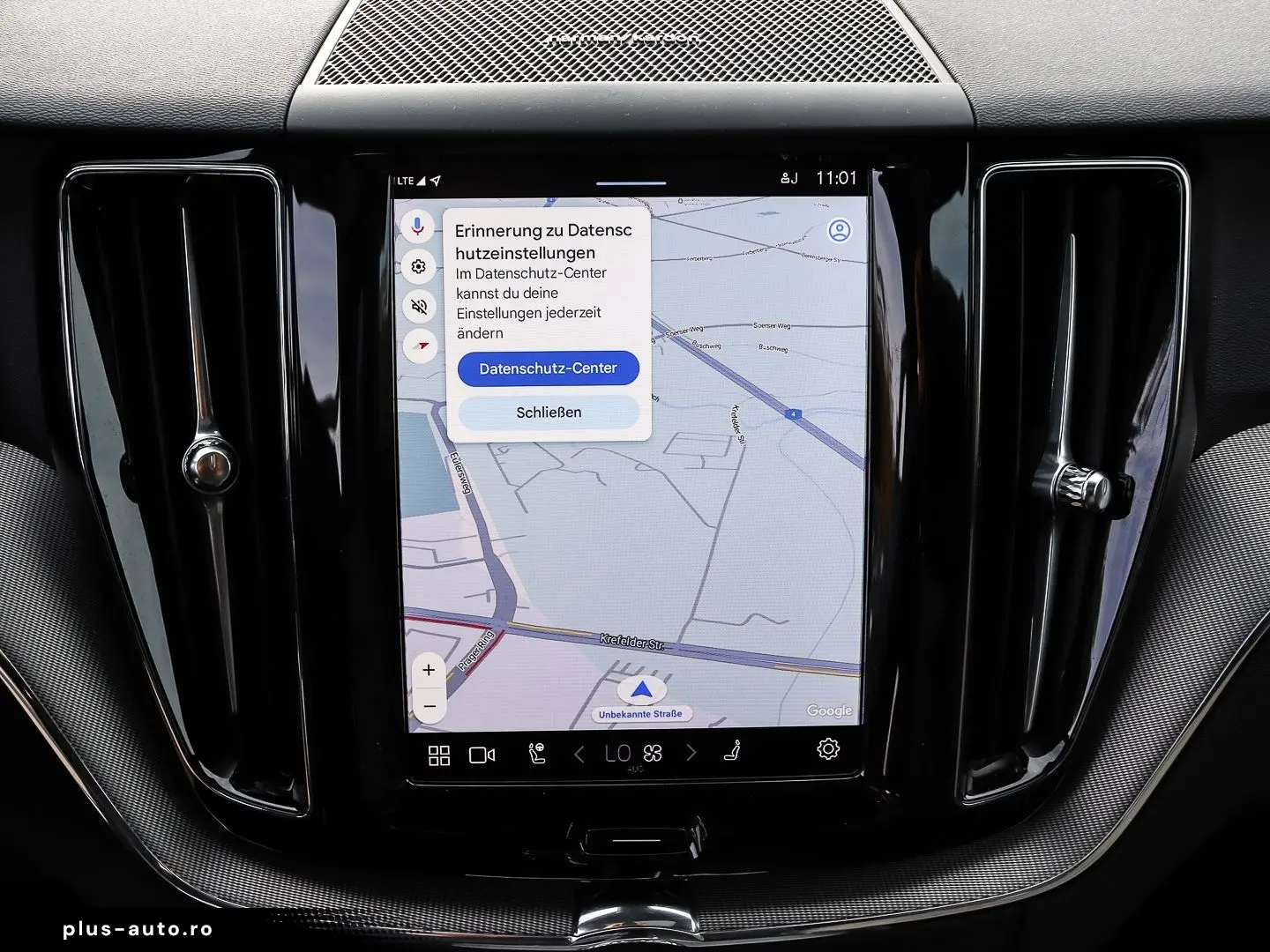 VOLVO XC60 Plus Dark Recharge Plug-In Hybrid AWD T8 Tw