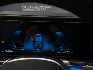 BMW 750e XDRIVE THEATRE HUD SKY-L B&W