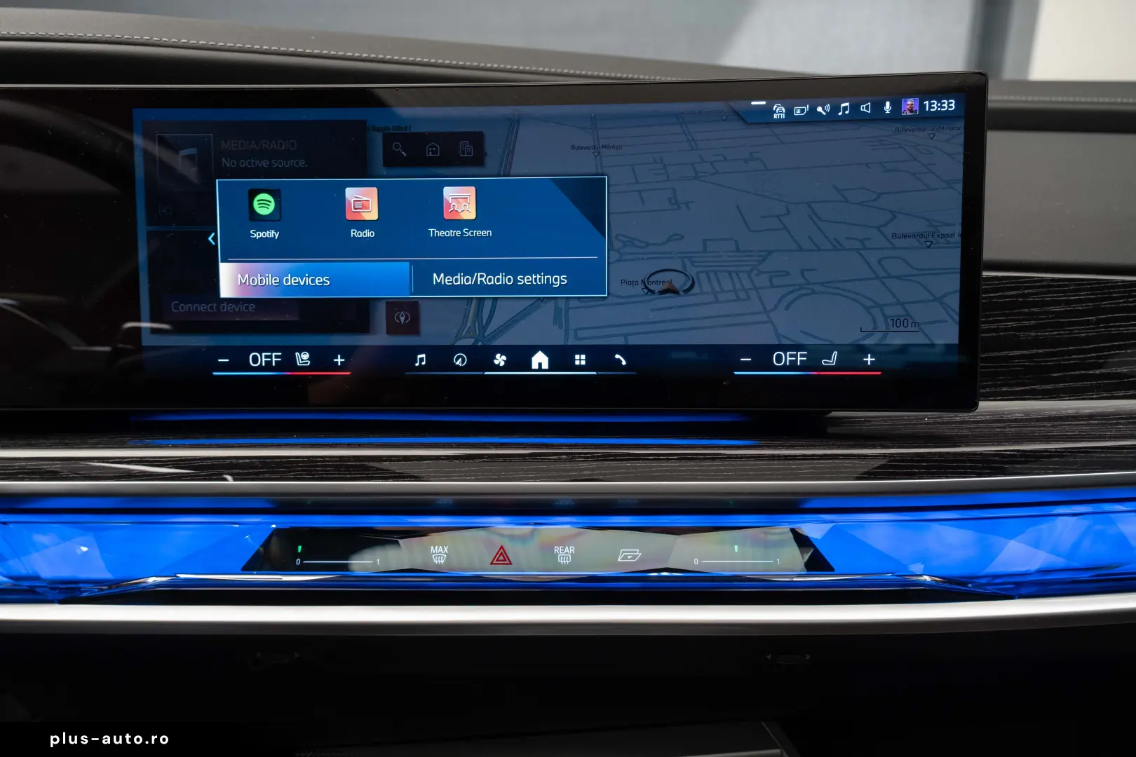 BMW 750e XDRIVE THEATRE HUD SKY-L B&W