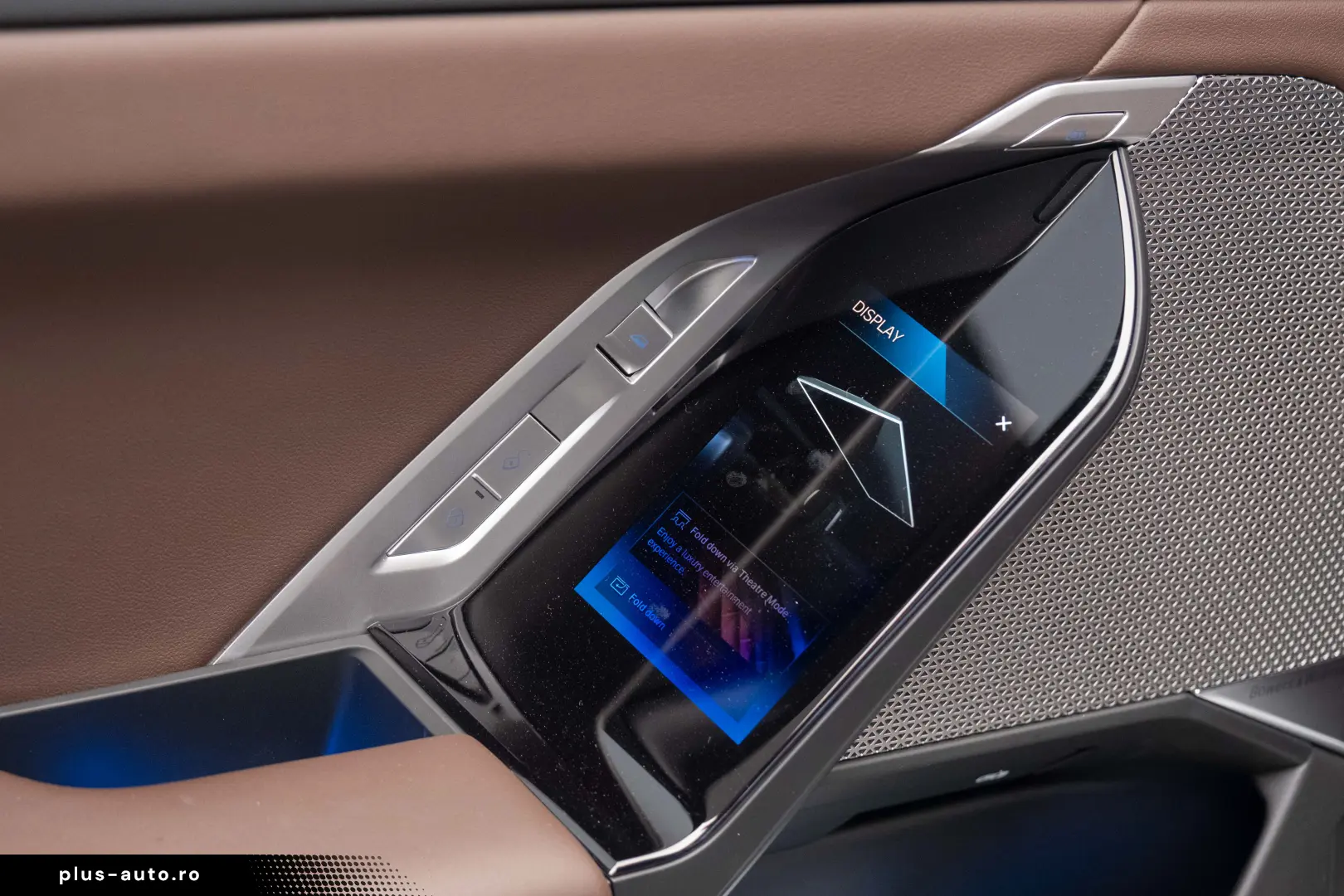 BMW 750e XDRIVE THEATRE HUD SKY-L B&W