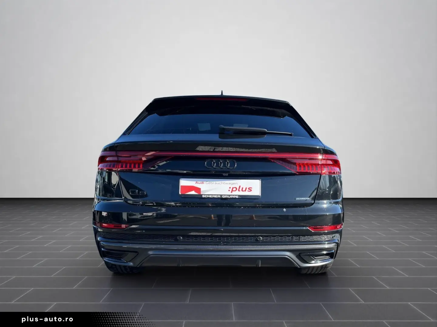 AUDI Q8 S line comp. 50 TDI PANO AHK MATRIX STANDHZ