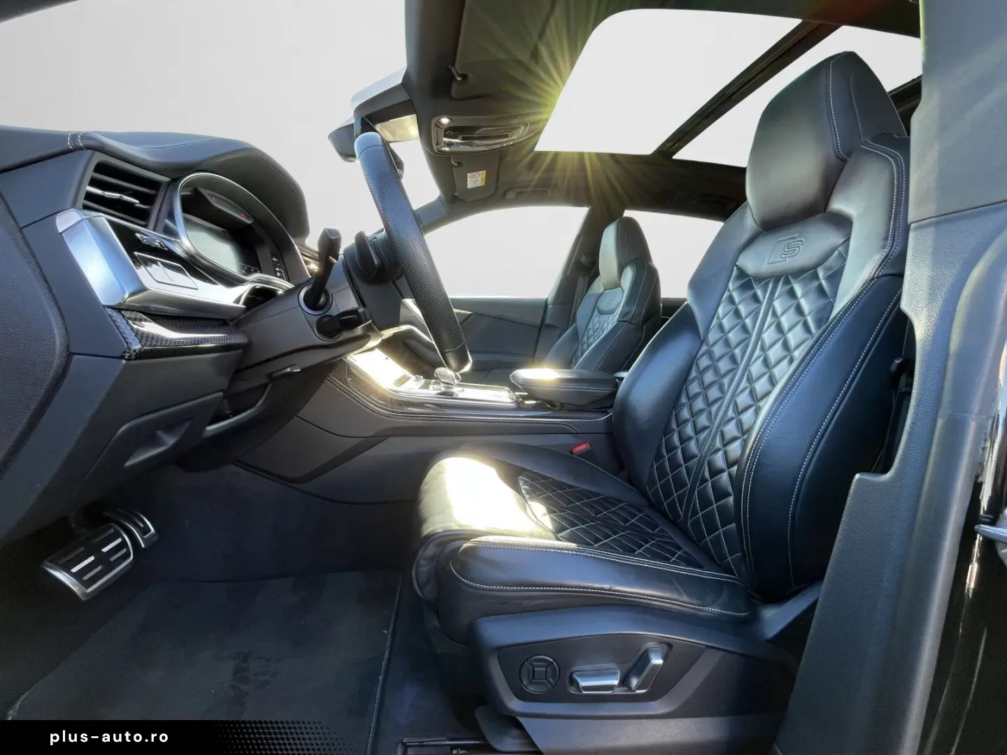 AUDI Q8 S line comp. 50 TDI PANO AHK MATRIX STANDHZ