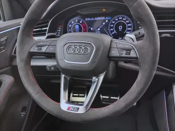 Audi RS Q8 SUV PERFORMANCE
