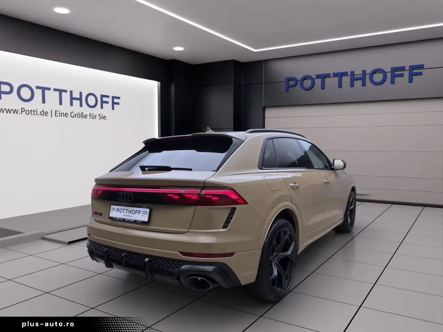 Audi RS Q8 SUV PERFORMANCE