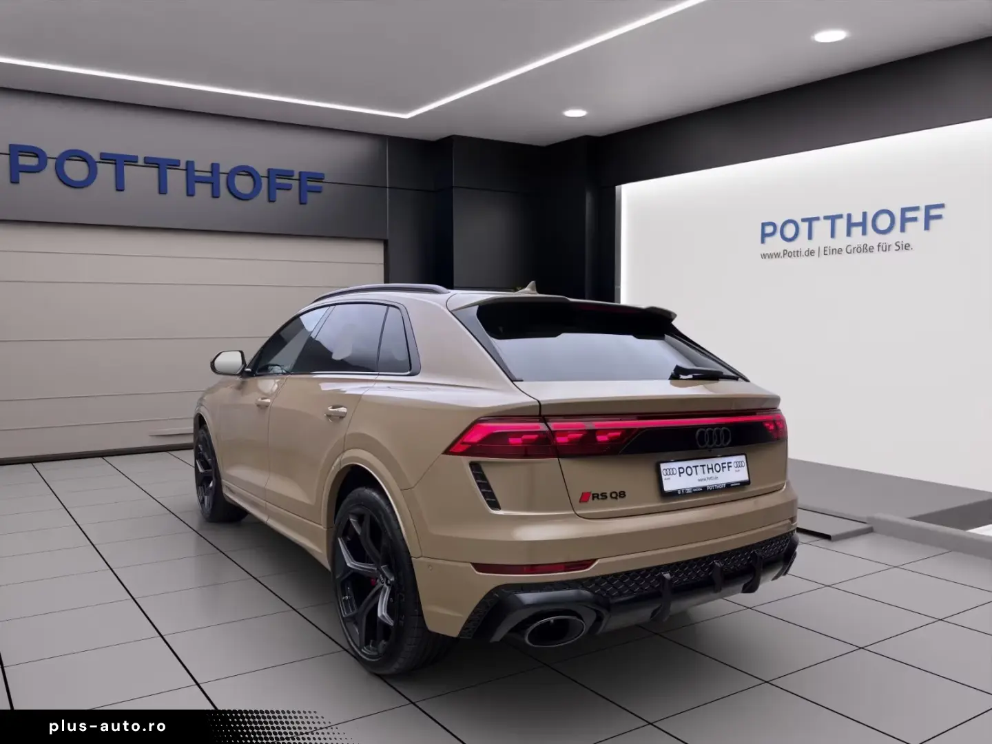 Audi RS Q8 SUV PERFORMANCE