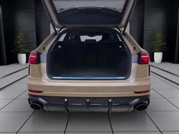 Audi RS Q8 SUV PERFORMANCE