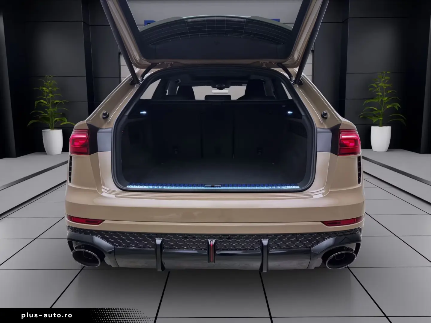 Audi RS Q8 SUV PERFORMANCE