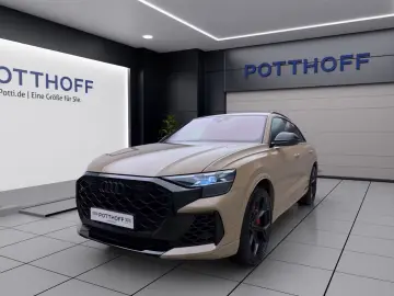 Audi RS Q8 SUV PERFORMANCE