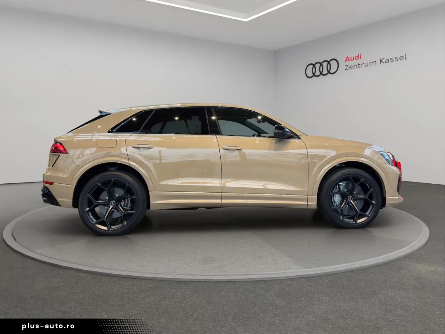 Audi RS Q8 SUV performance