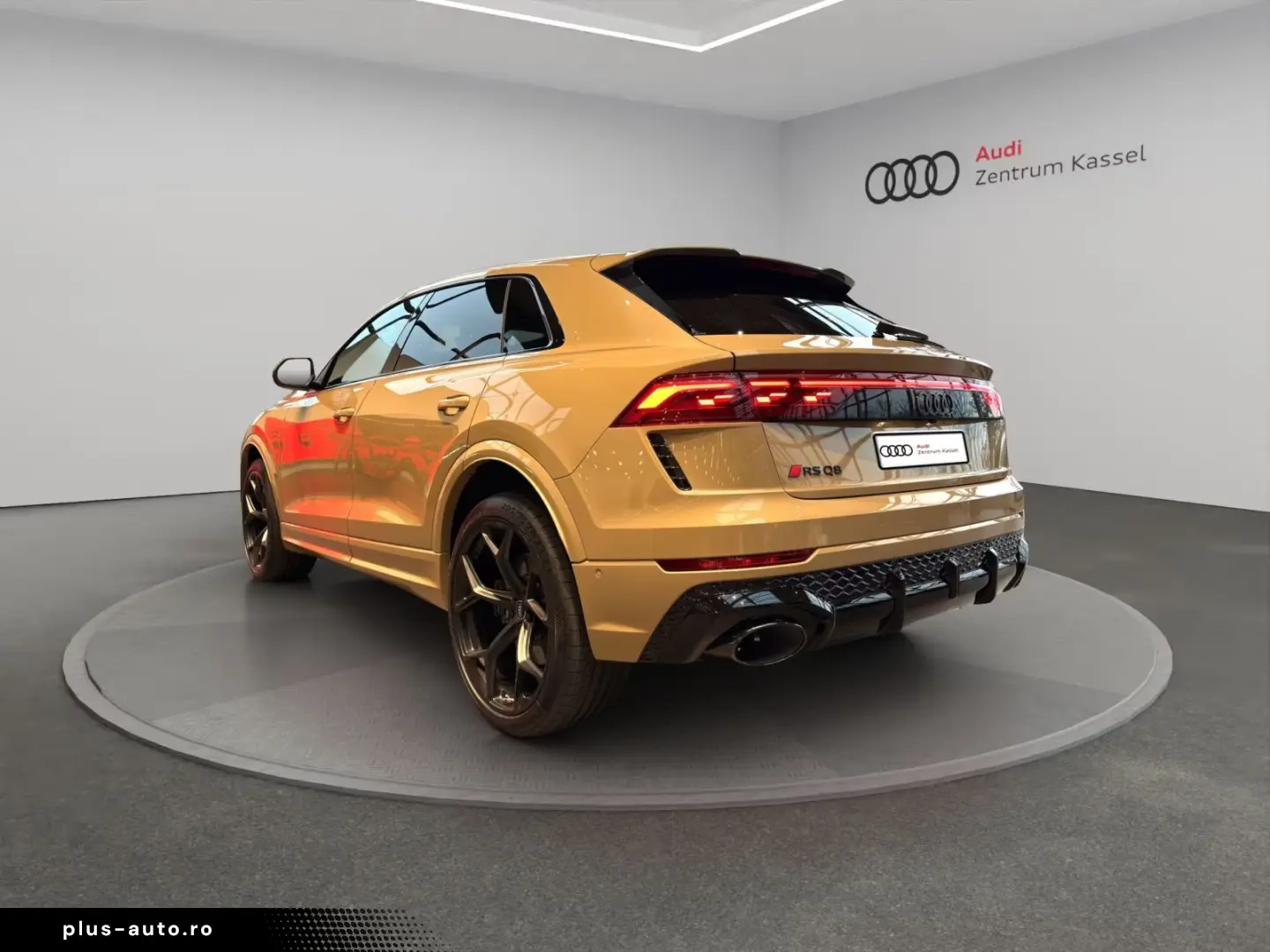 Audi RS Q8 SUV performance