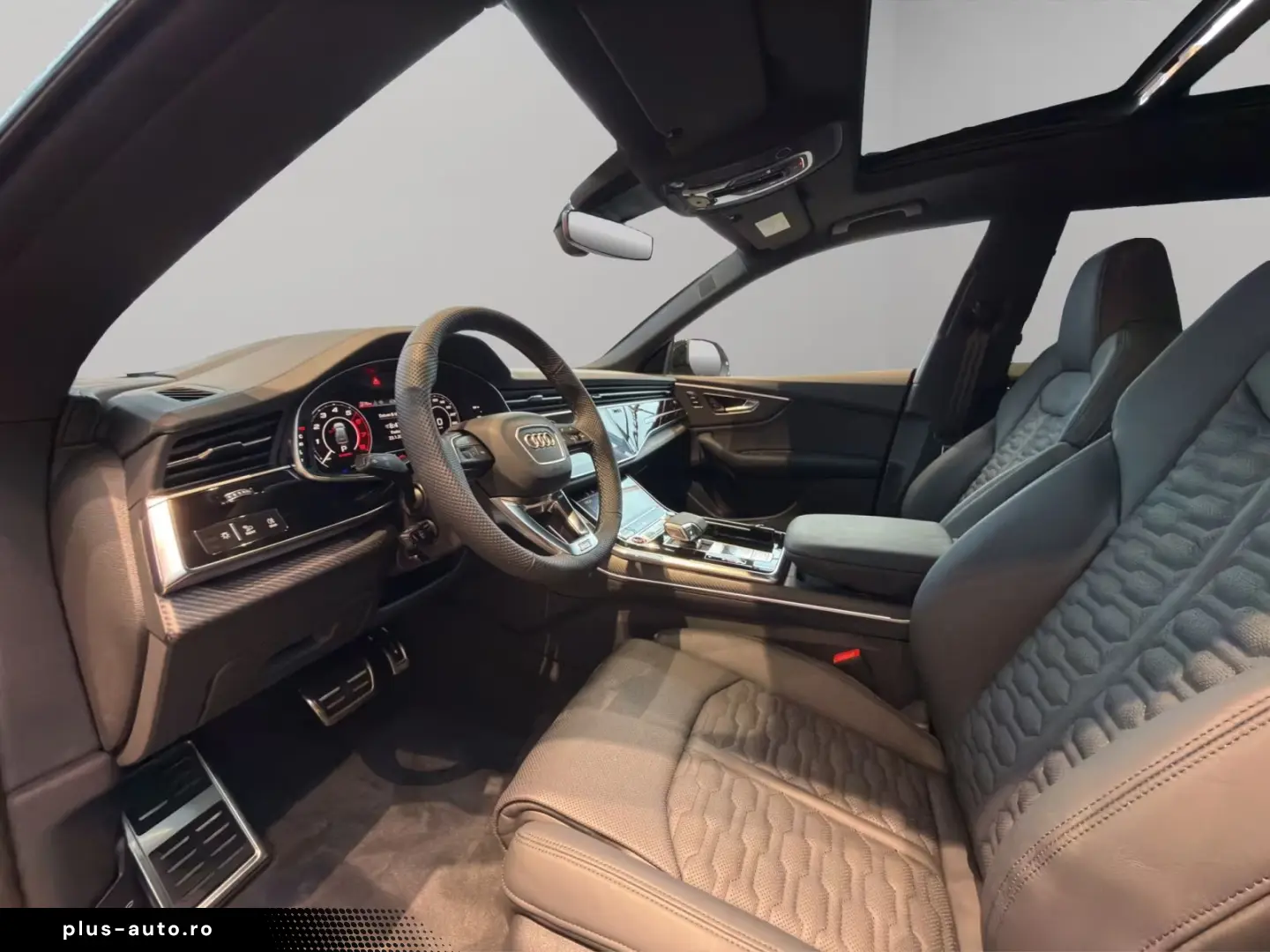 Audi RS Q8 SUV performance