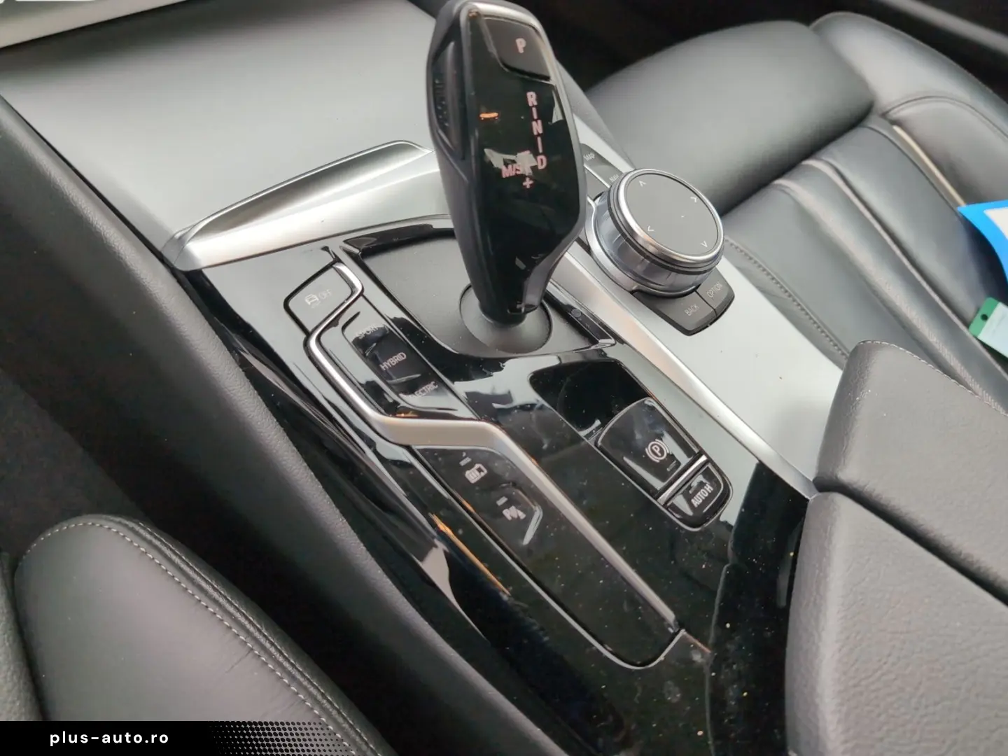 BMW 530e xDrive Limousine Dig.Cockpit LED AHK Shz.