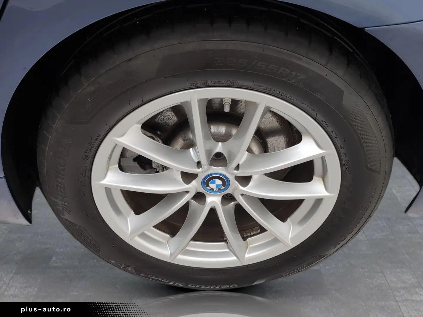 BMW 530e xDrive Limousine Dig.Cockpit LED AHK Shz.