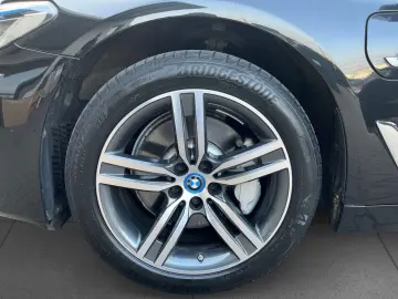 BMW 530e xDrive Luxury Line HUD HIFI RFK St Go Laser