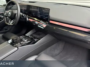 BMW 520d A Lim M-Sport PRO NAVI 360  ACC HUD adLED