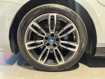 BMW 530e Limousine M Sportpaket Pro Bowers&Wilkins H