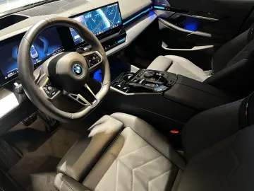 BMW 530e Limousine M Sportpaket Pro Bowers&Wilkins H